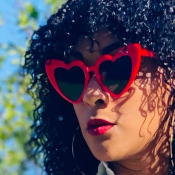 Vintage heart shaped sunglasses main image 5
